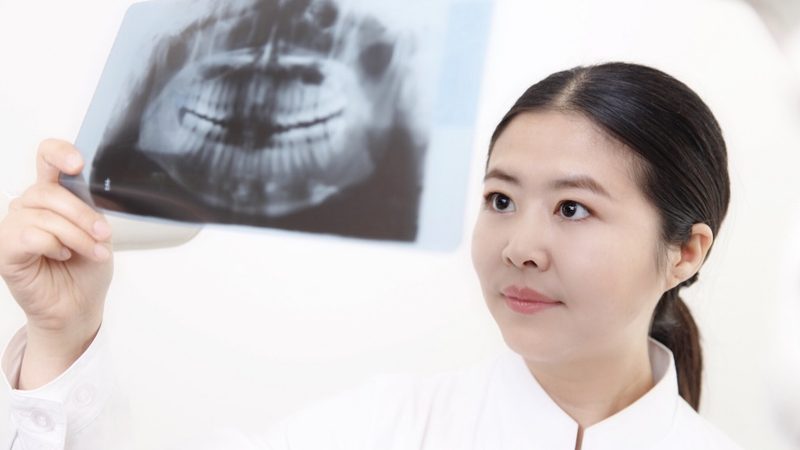 补牙树脂材料加盟代理：揭秘费用背后的关键因素**