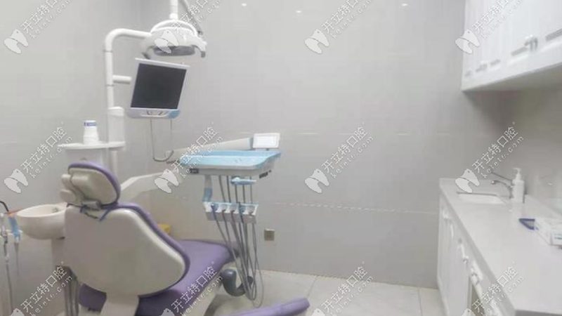 儿童口腔健康，从选择专业诊所开始**